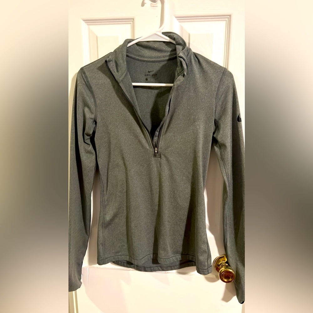 gray nike pullover